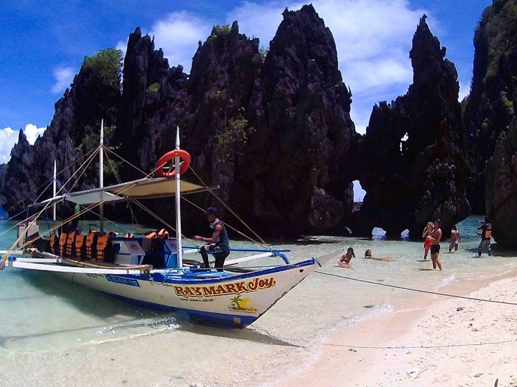 playa-secret-lagoon-el-nido