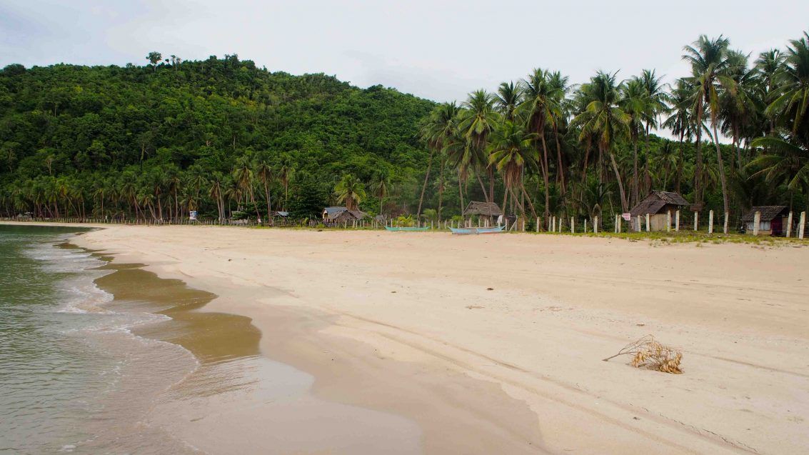 nacpan-beach-mejores-playas-el-nido