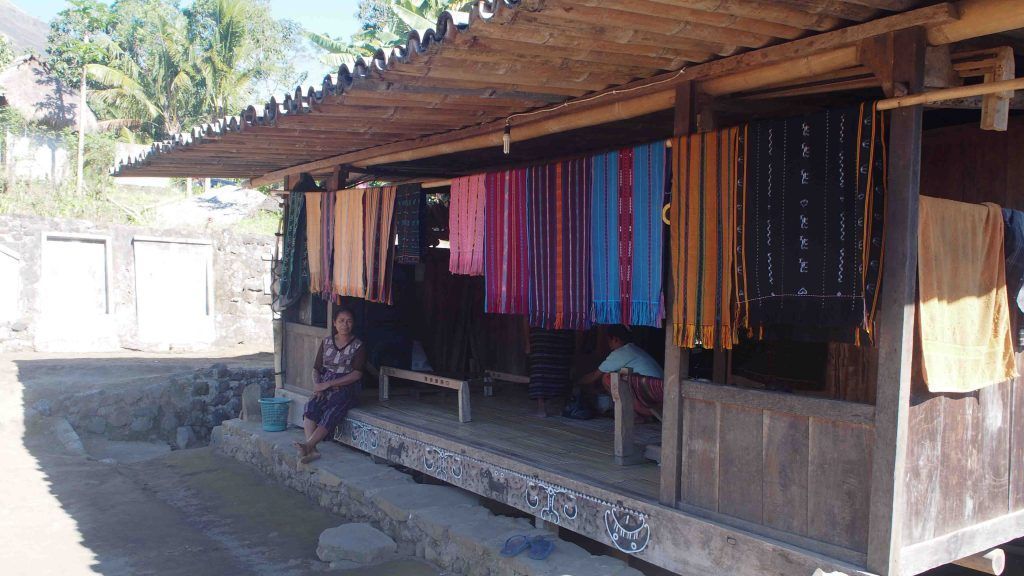 Ikats-Luba-Flores-Indonesia