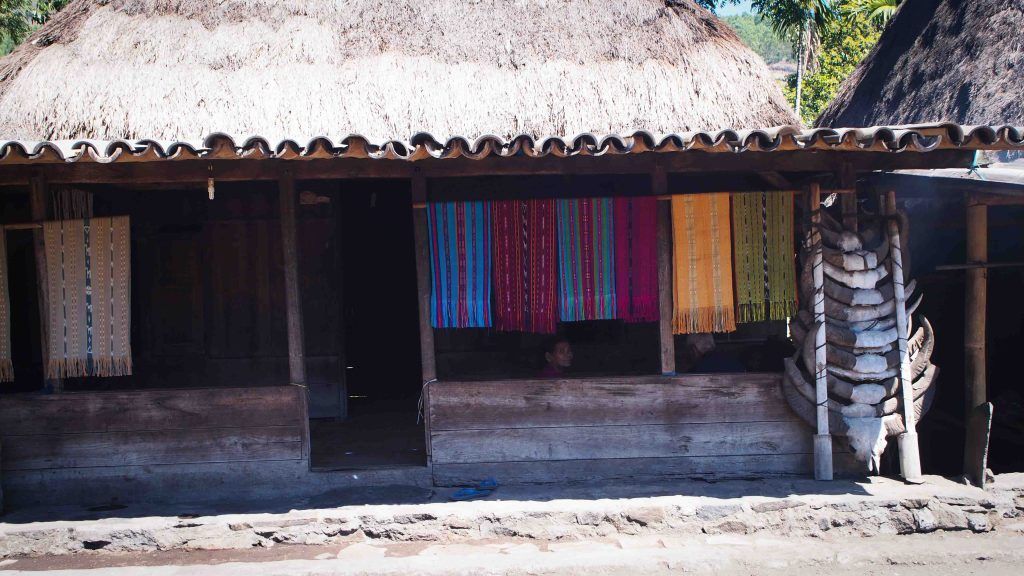 Ikats-Bena-Flores-Indonesia
