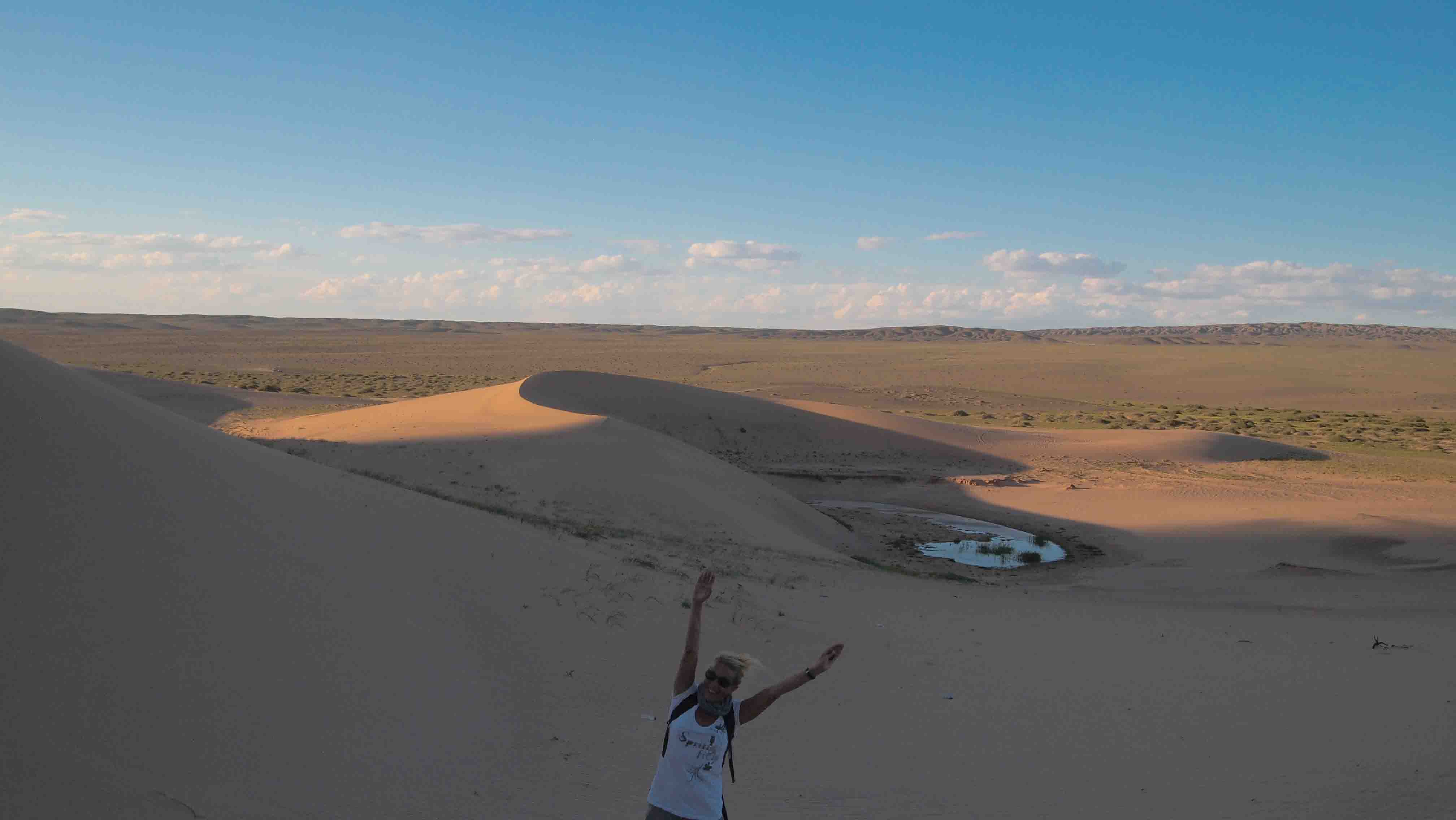 que-ver-en-el-desierto-gobi-dunas-Khongoryn-Els