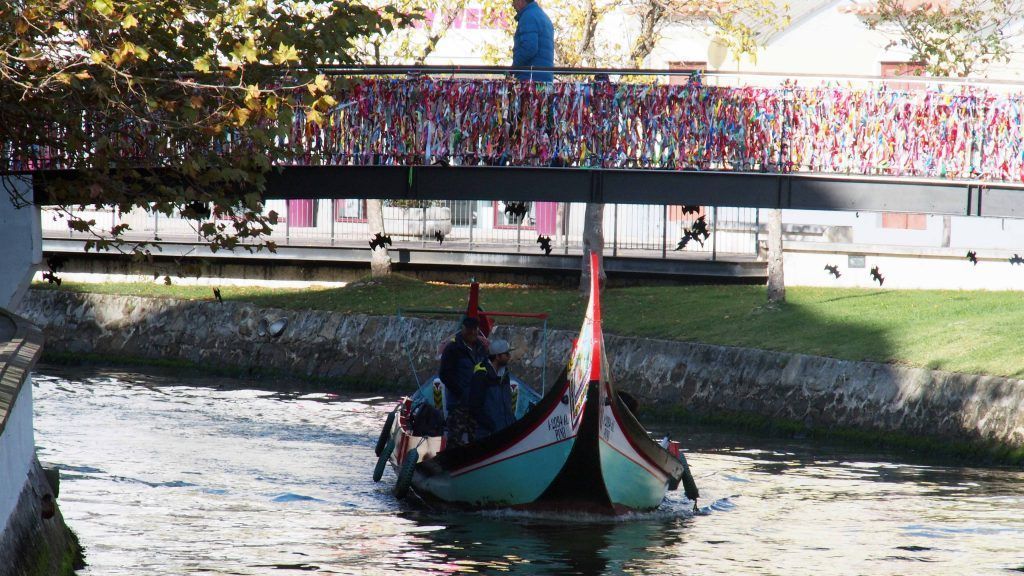 Puente-de-los-lazos-amistad-aveiro