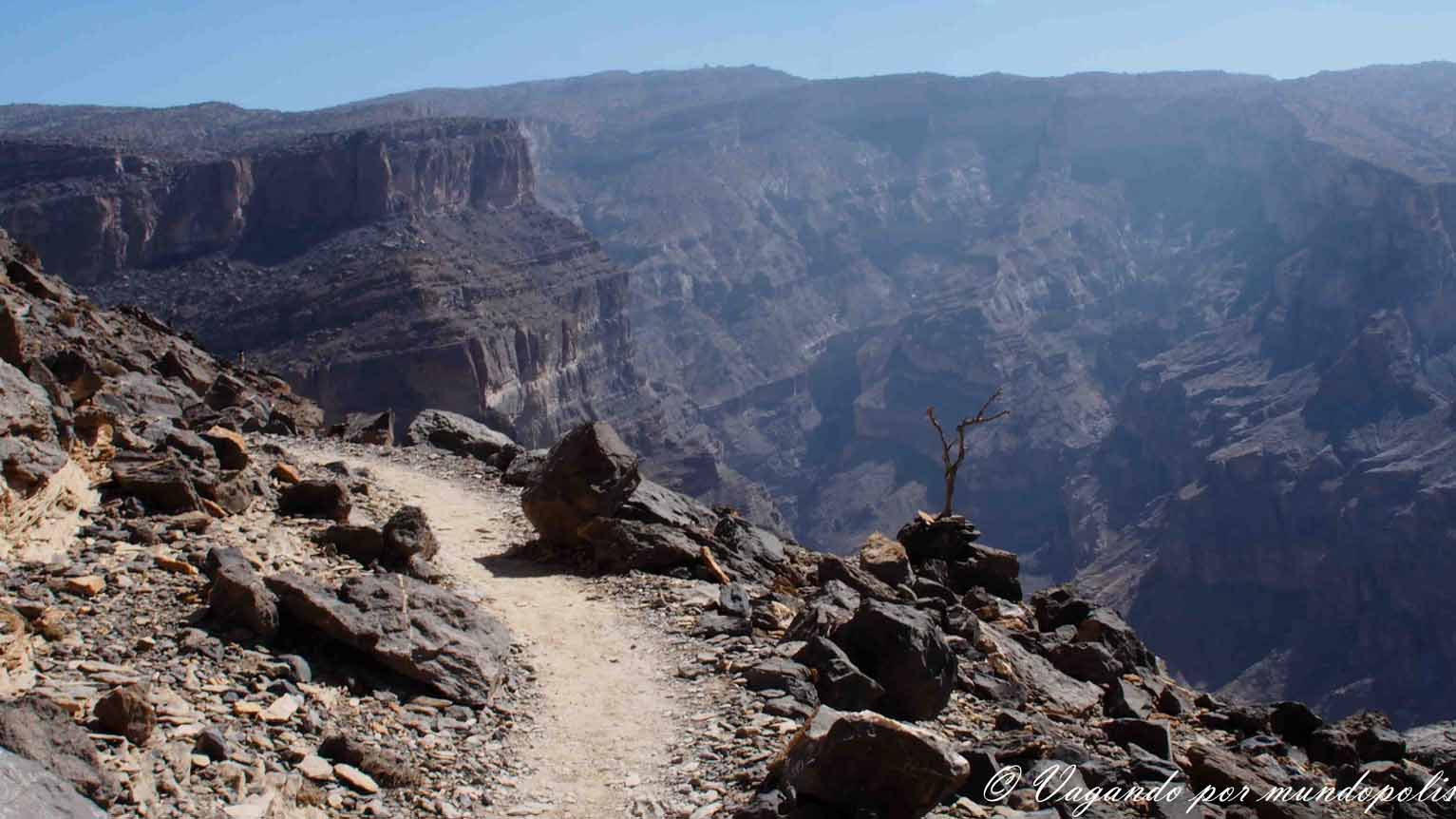 WADI GHUL. EL GRAN CAÑÓN DE OMÁN
