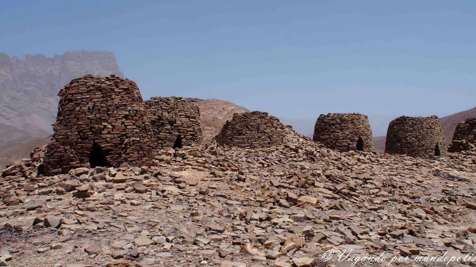 necropolis de Bat