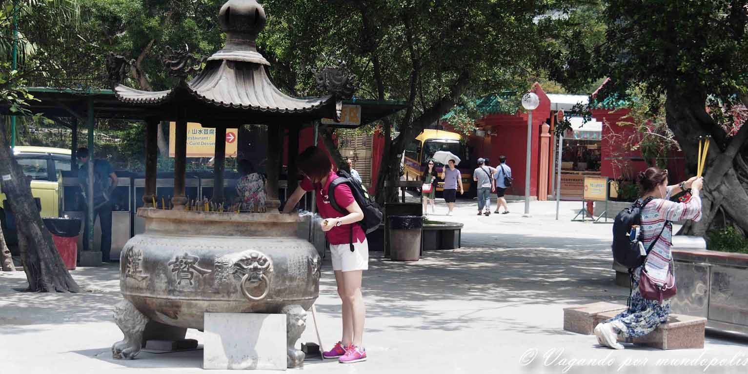 Monasterio-Po-Lin