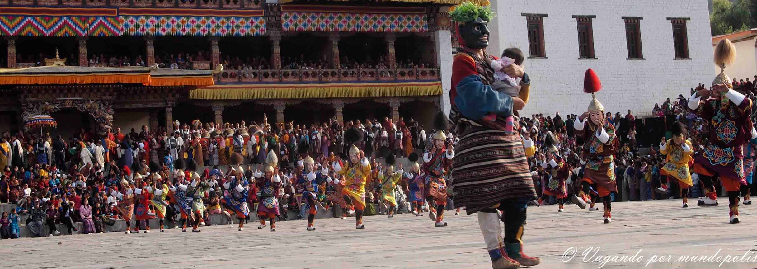 FESTIVALES EN BUTAN: LOS TSHECHU