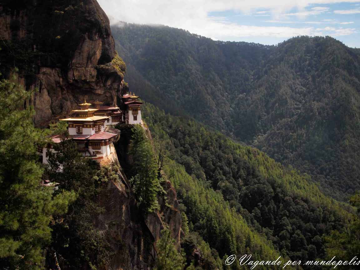 subida-nido-del-tigre-butan