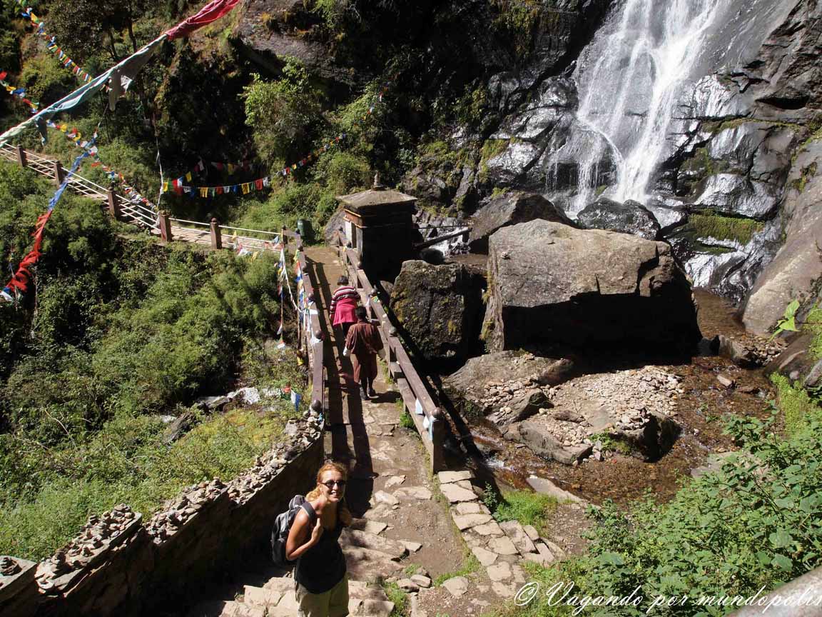 subida-nido-del-tigre-butan