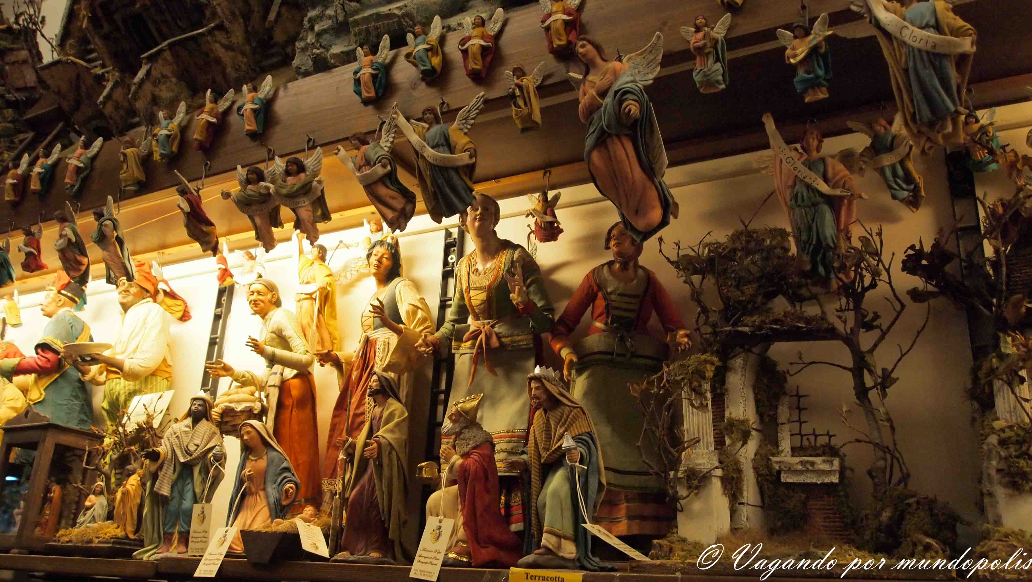 Vía-de-San-Gregorio-Armenio-que-ver-en-napoles