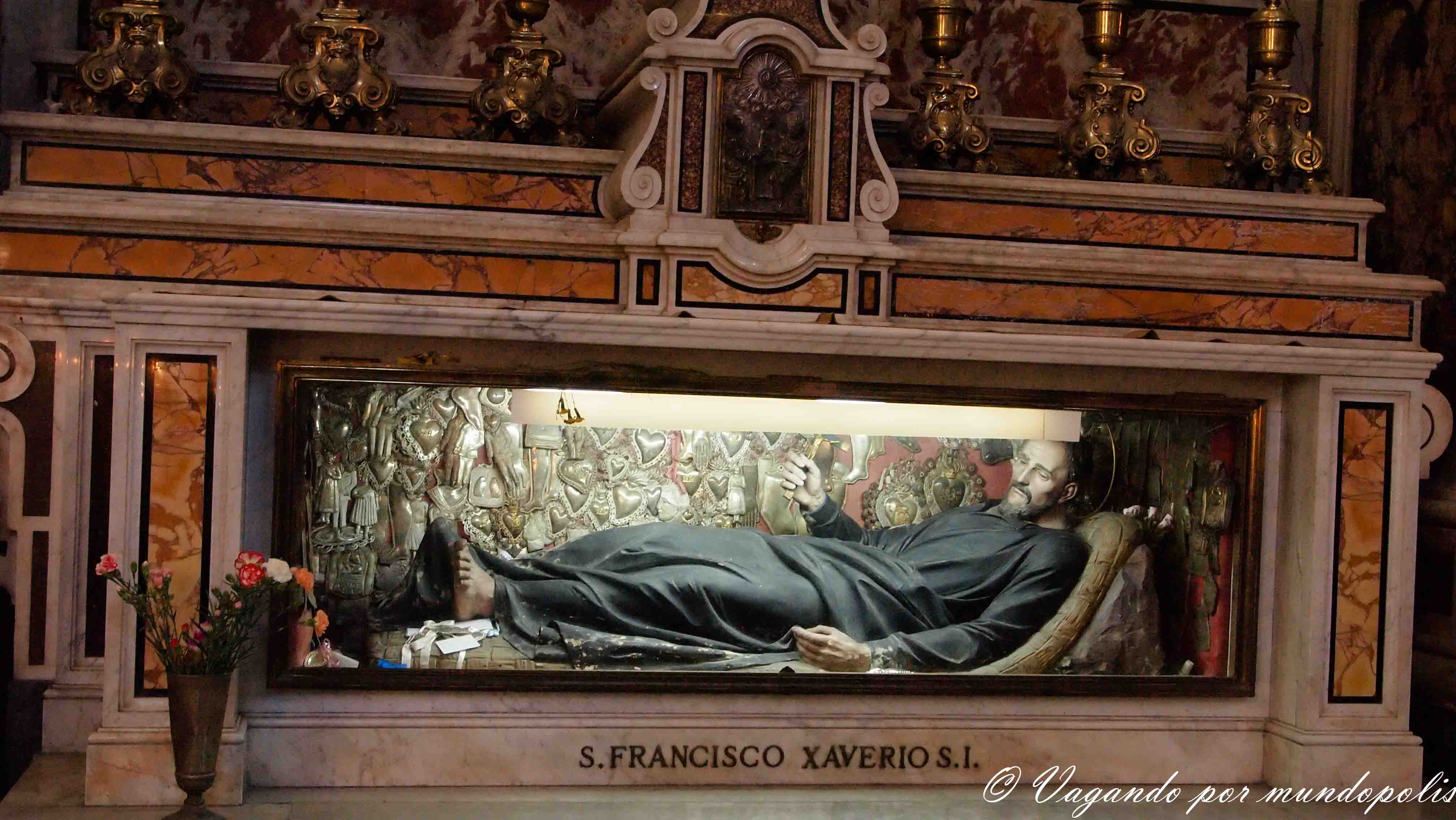 gesu-novo-napoles