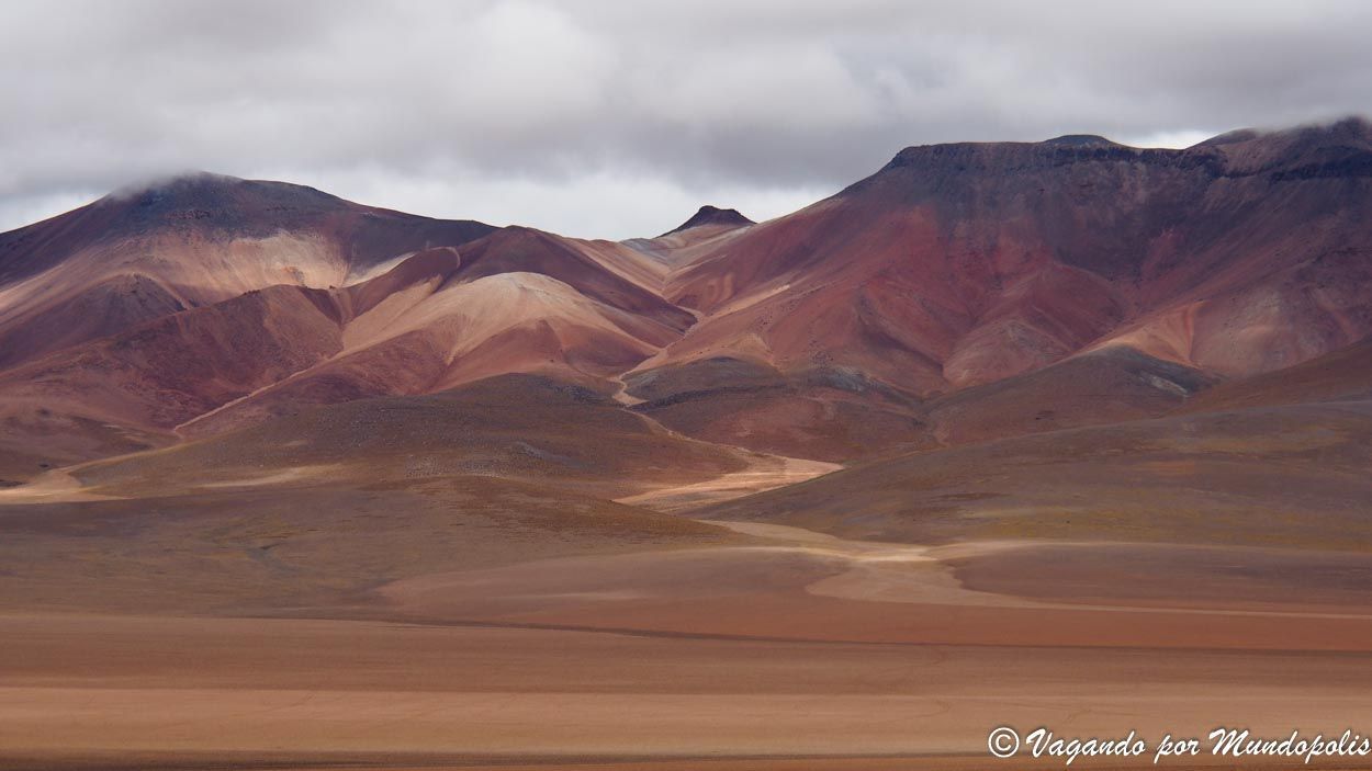 montañas-de-colores-desierto-de-siloli-bolivia