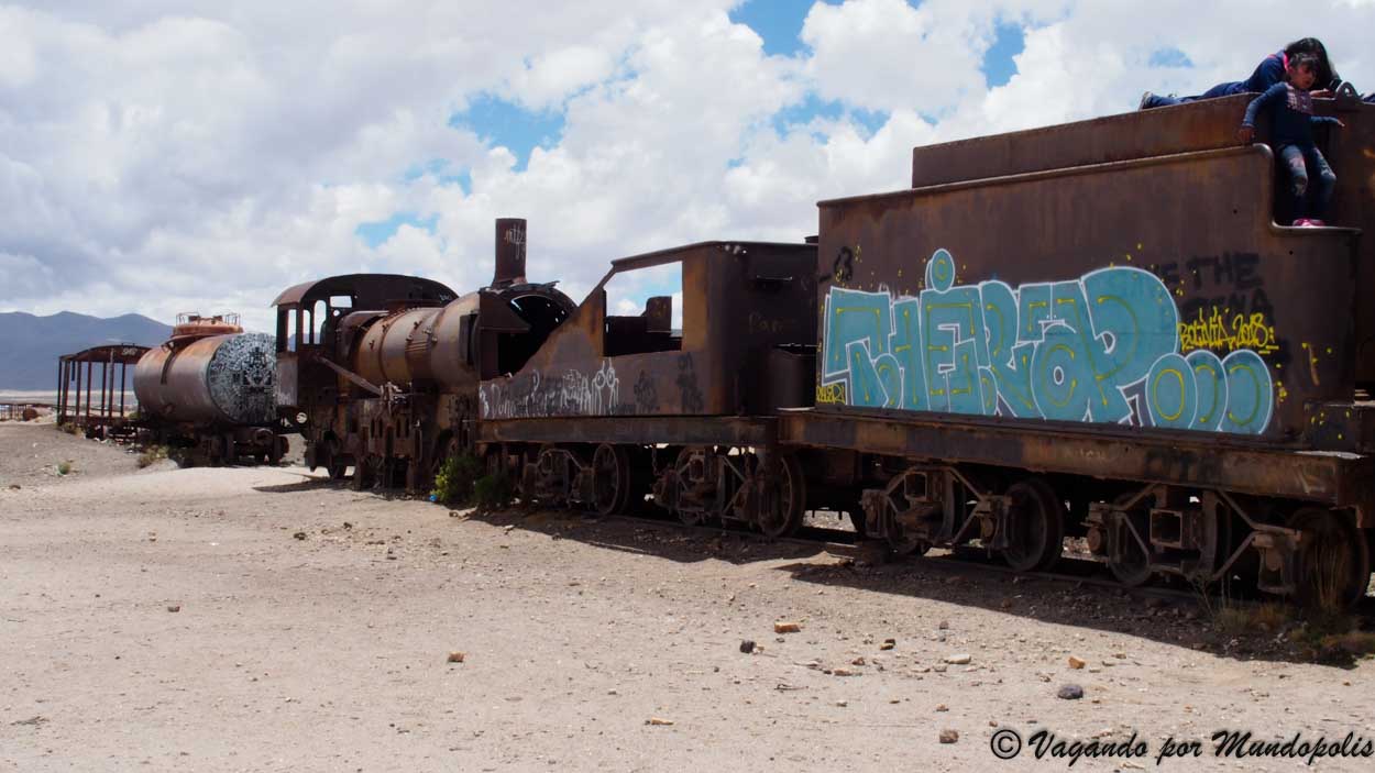 Cementerio-de-Trenes-Uyuni