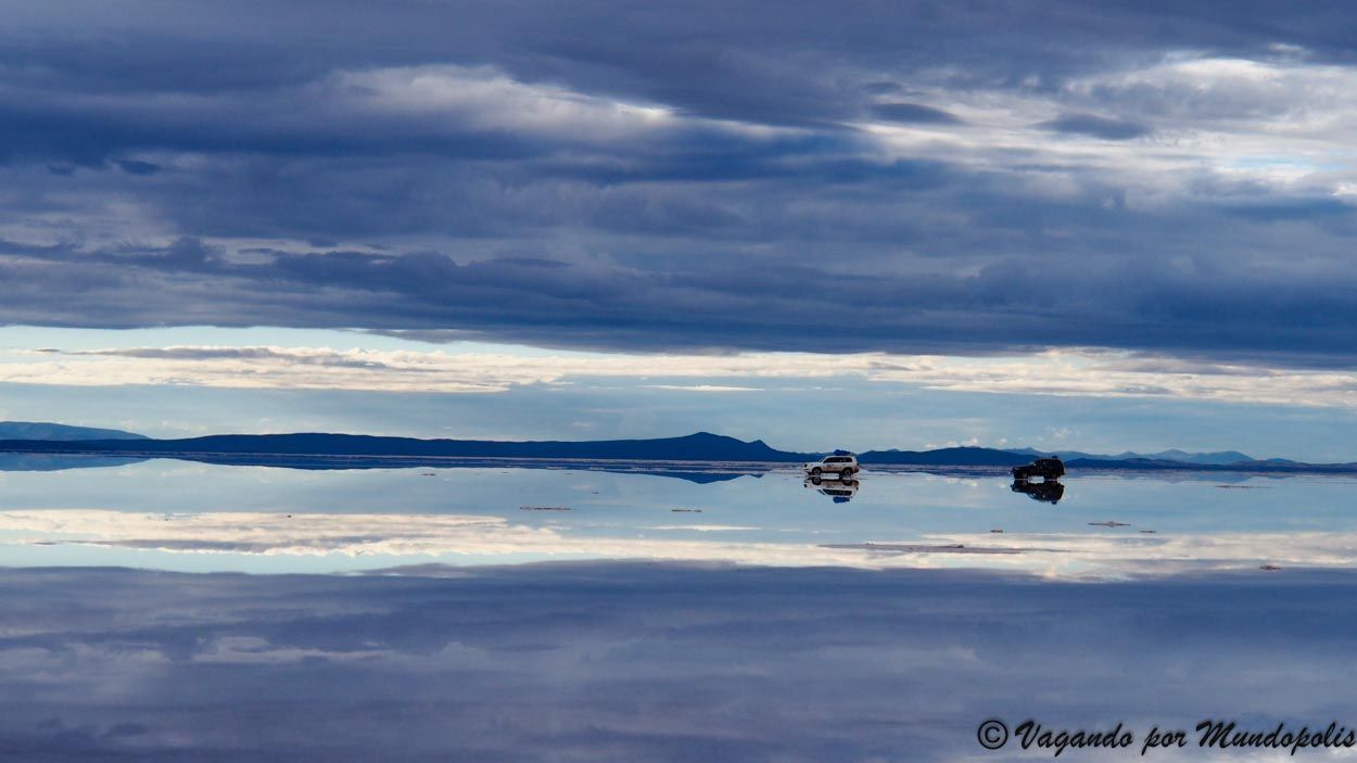 El-Salar-de-Uyuni-efecto-espejo