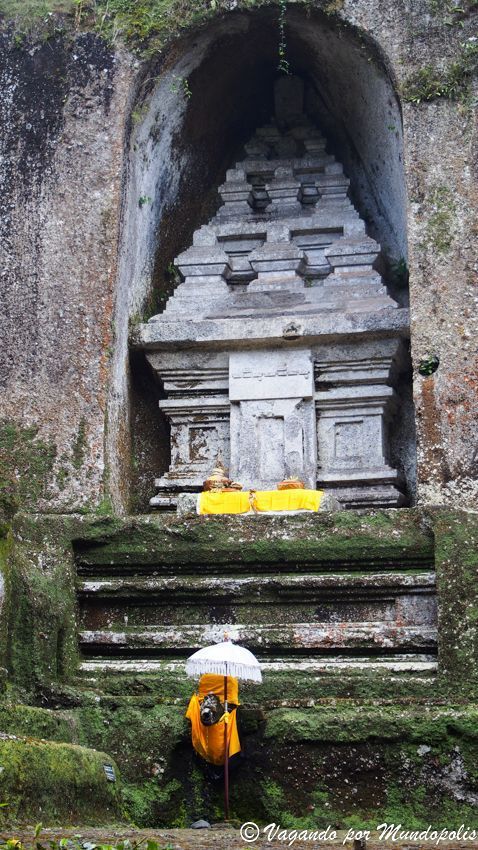Pura-Gungung-Kawi