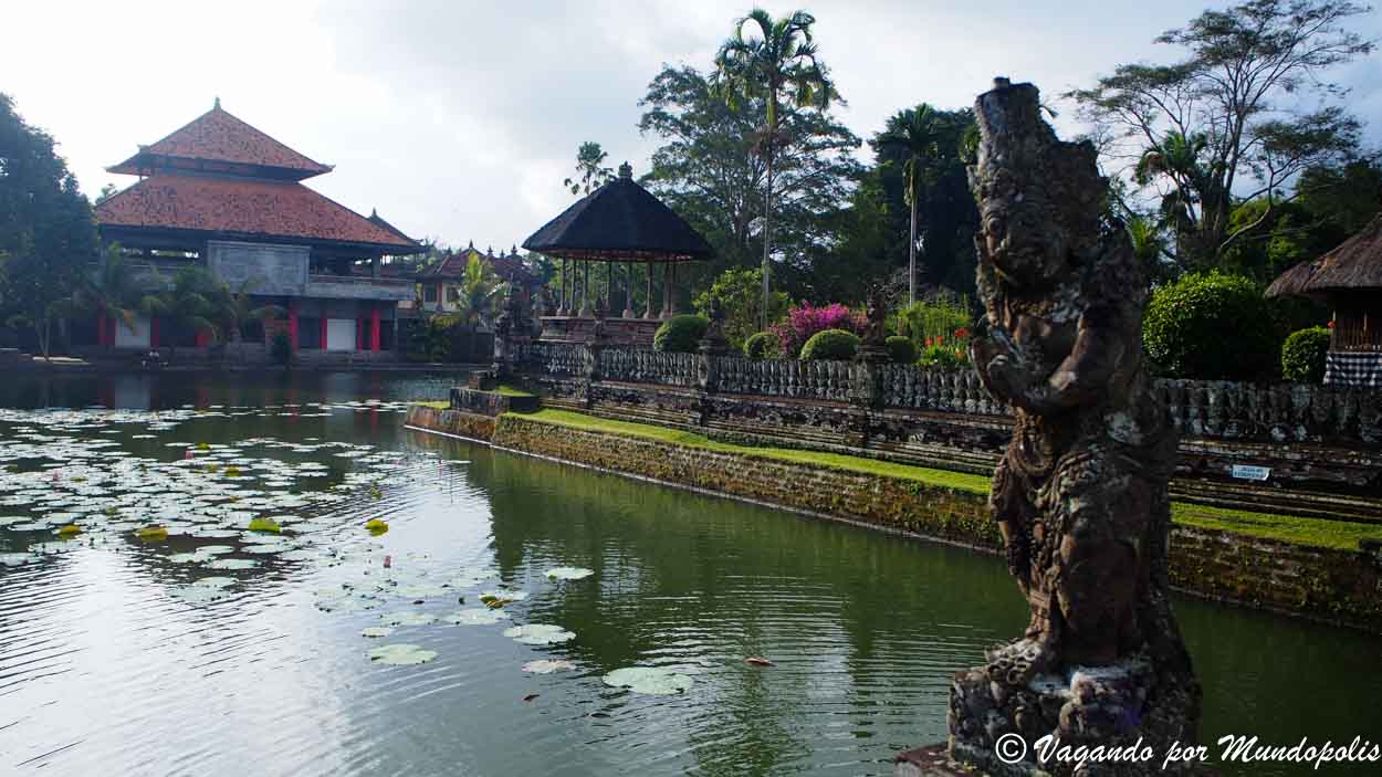 Pura-Taman-Ayun