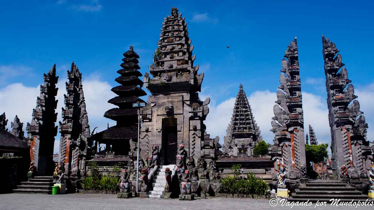 Pura-Ulun-Danu-Batur
