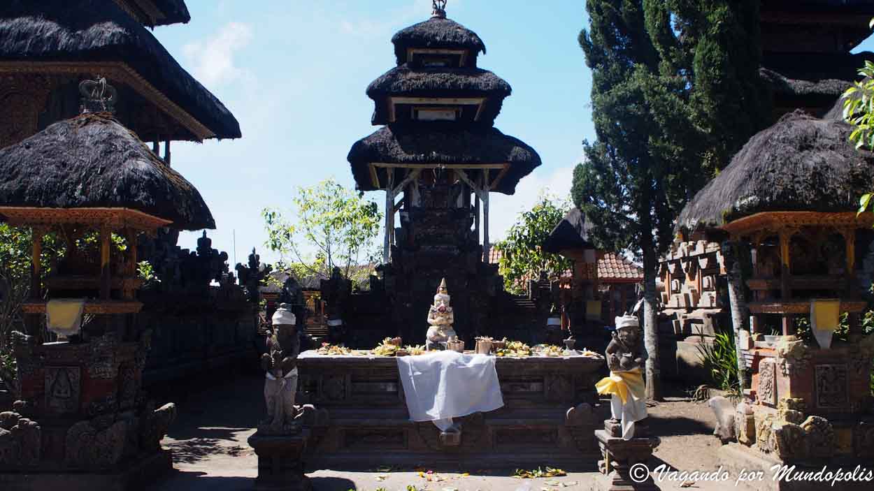 Pura-Ulun-Danu-Batur