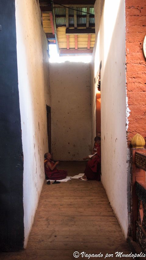 punakha-dzong