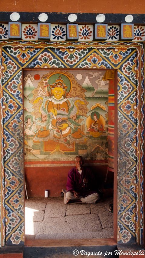 Monasterio-Chimi-Lhakhang-Bhutan