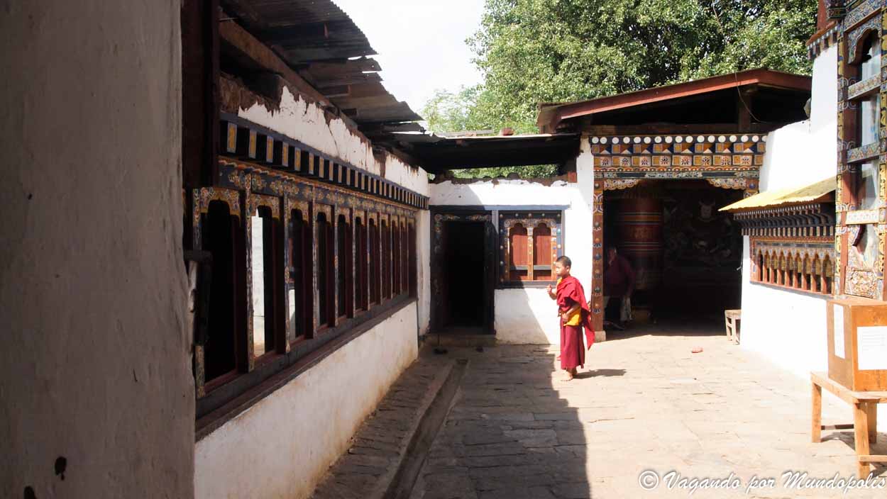 Monasterio-Chimi-Lhakhang-Bhutan