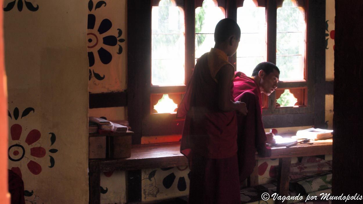 Monasterio-Chimi-Lhakhang-Bhutan
