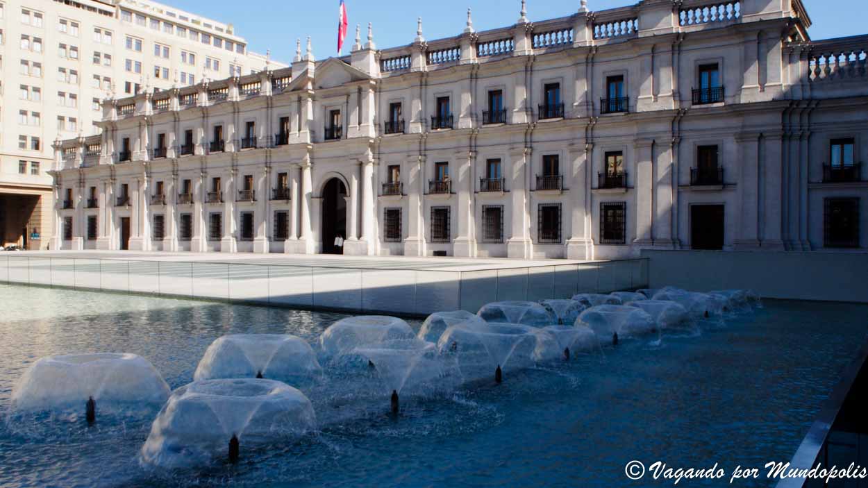 palacio-de-la-moneda-santiago-de-chile