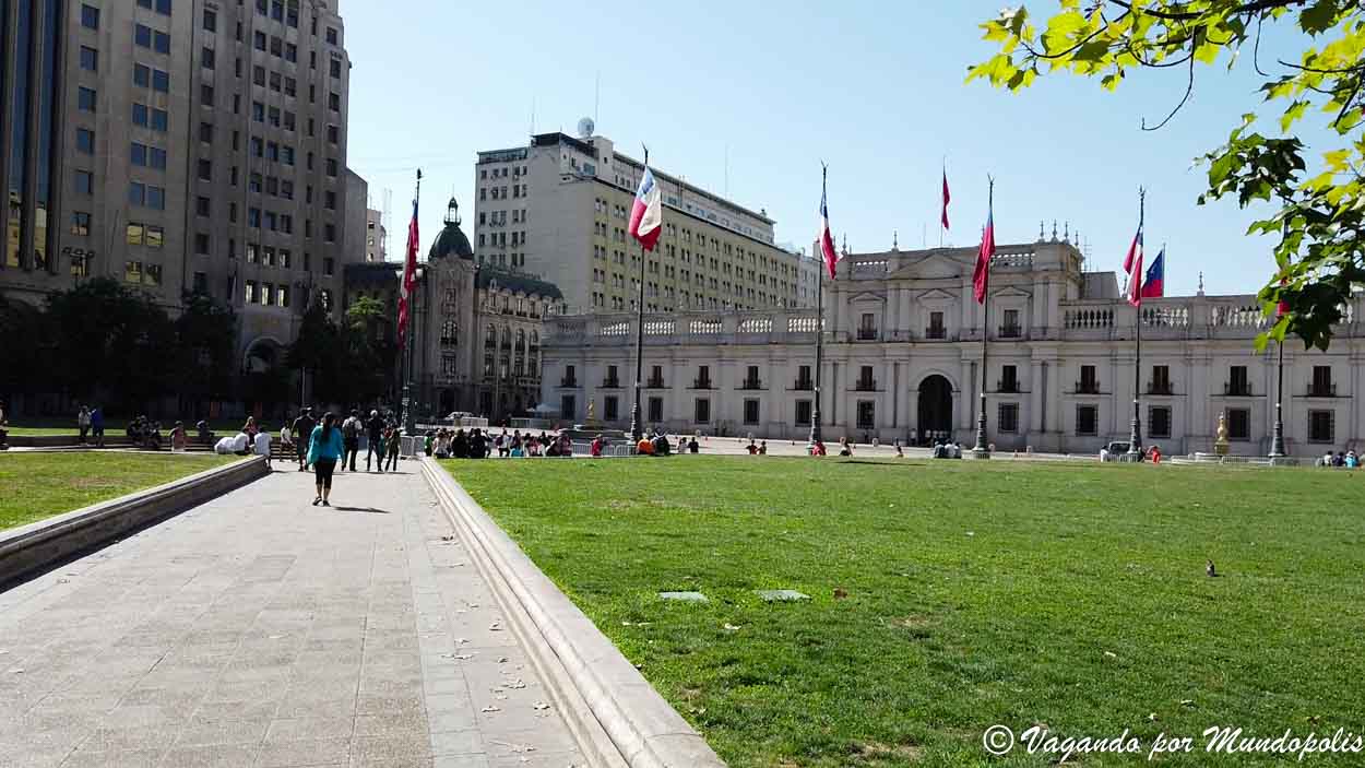 palacio-de-la-moneda-santiago-de-chile