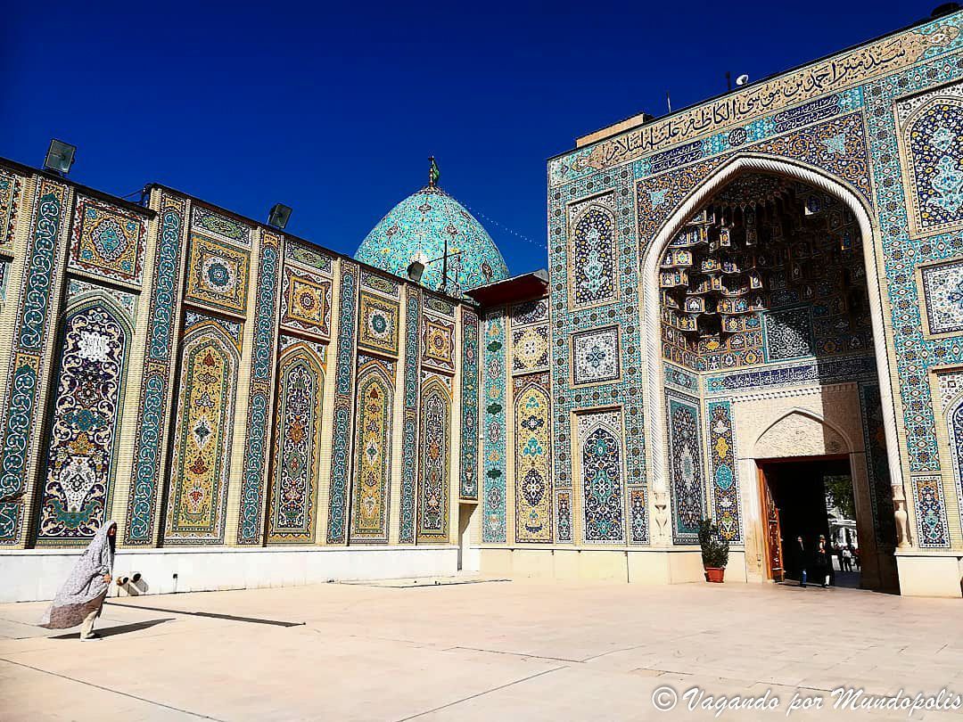 como-ponerse-pañuelo-iran como-ponerse-pañuelo-iran
