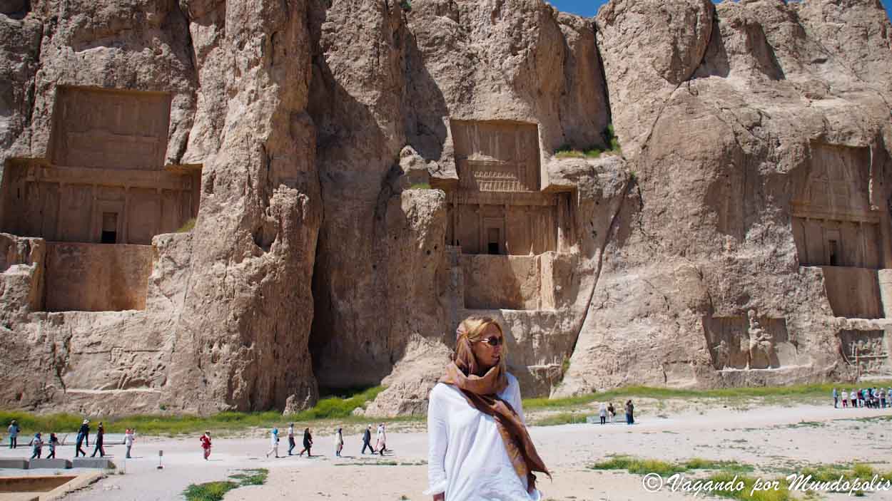 como-ponerse-pañuelo-iran como-ponerse-pañuelo-iran
