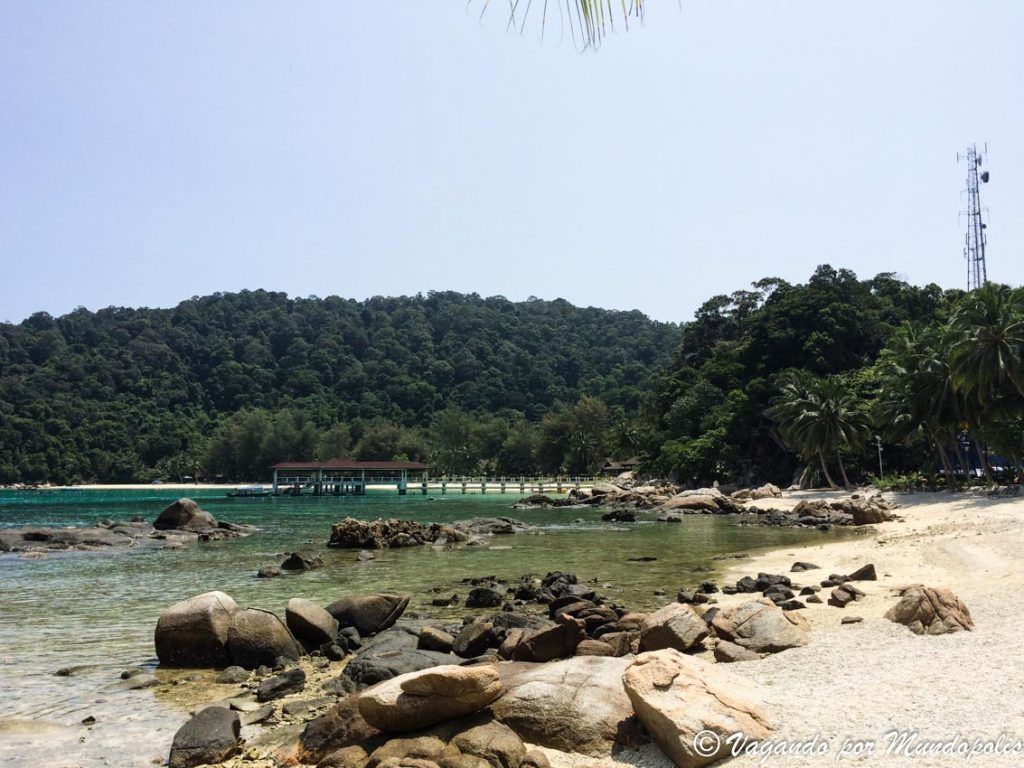 main-beach-besar