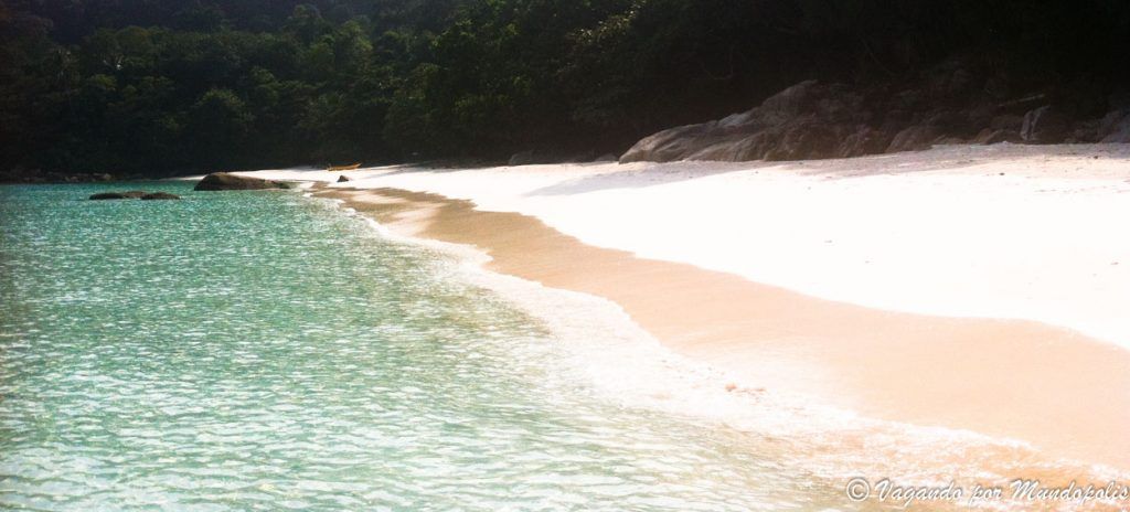 turtel-beach-perhentian-besar