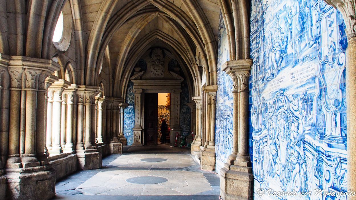 claustro-catedral-oporto