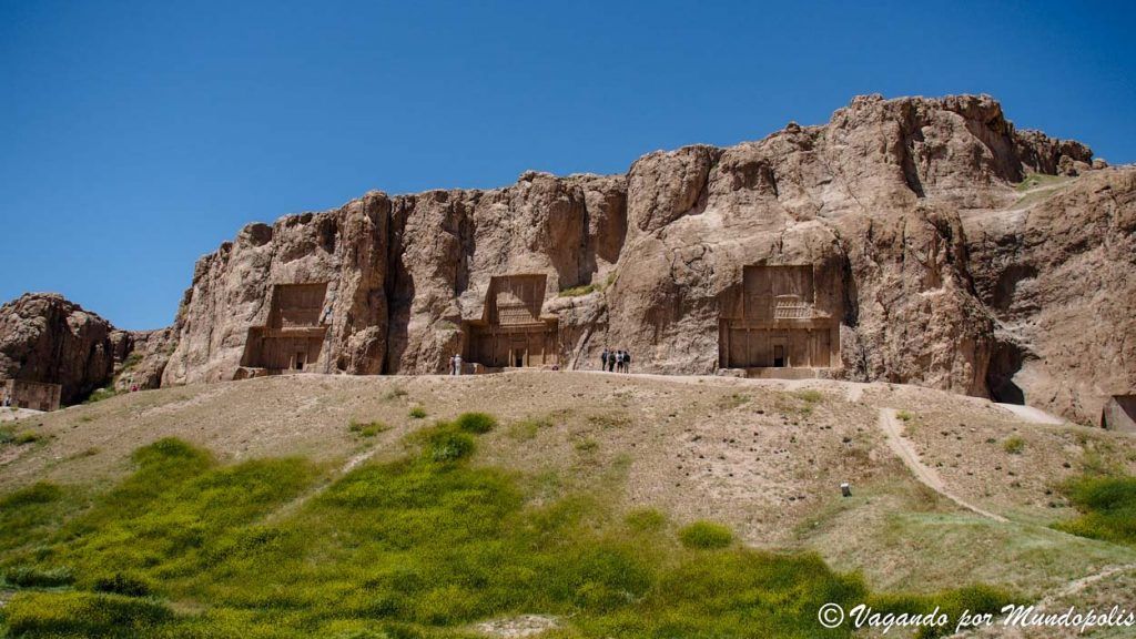 necropolis-naqsh-e-rostam