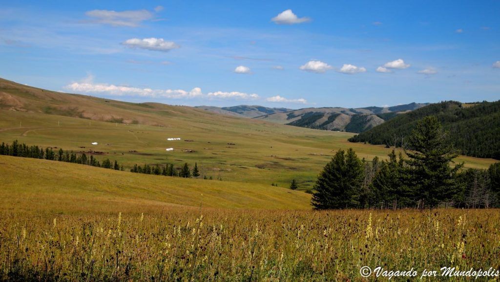 que-ver-en-mongolia-tsenkher