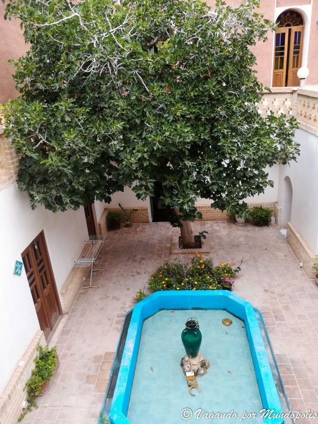 sana-historical-house