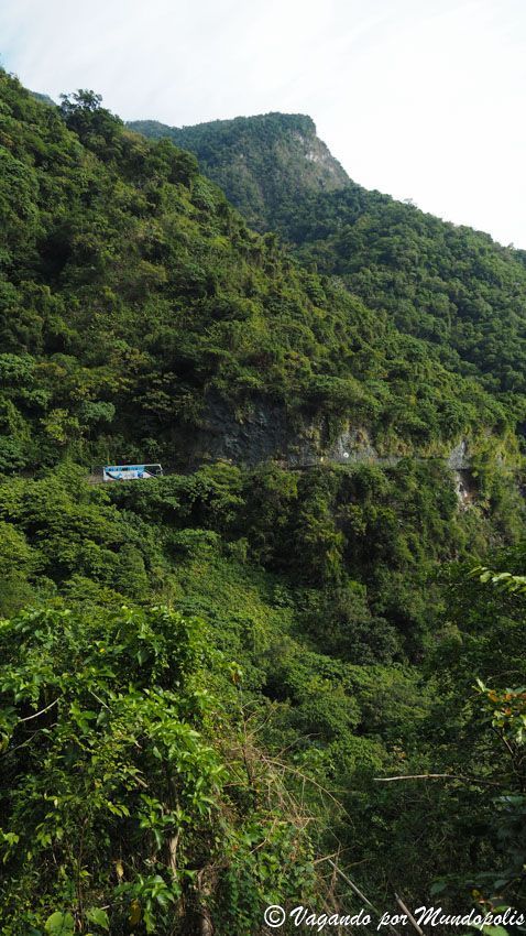 quigshui-cliffs-taroko-taiwan