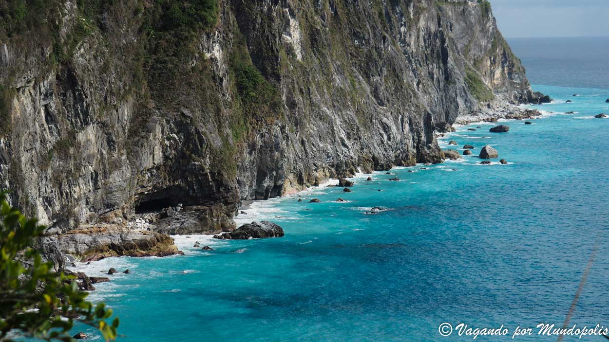 quigshui-cliffs-taroko-taiwan