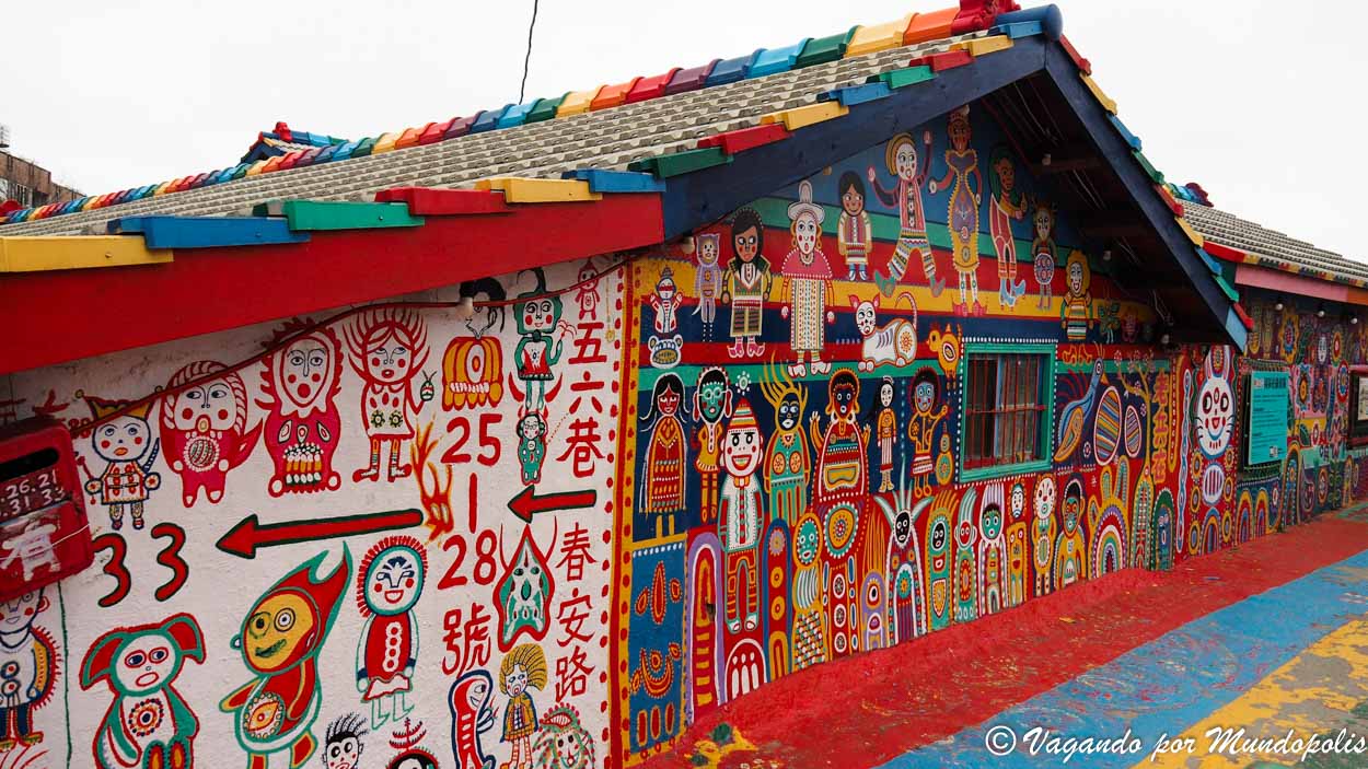 rainbow-village-taichung-taiwan