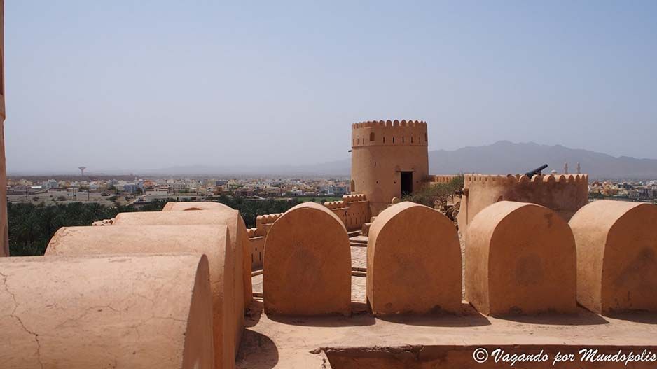 castillo-nakhal-oman