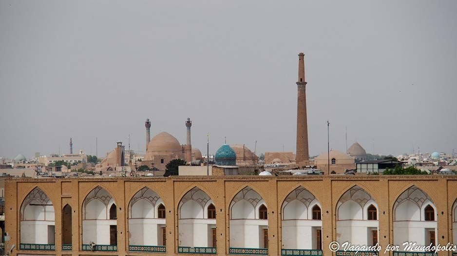 naqhs-e-jalan-plaza-isfahan