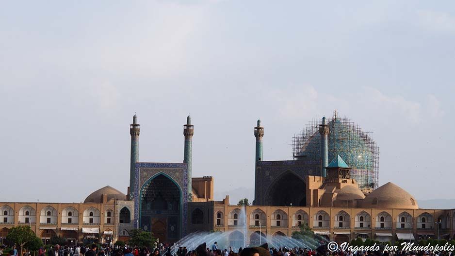 naqhs-e-jalan-plaza-isfahan