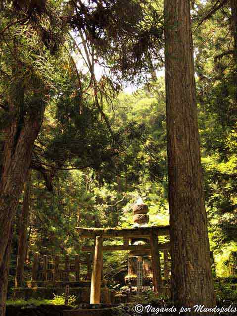 cementerio-okunoin-koyasan