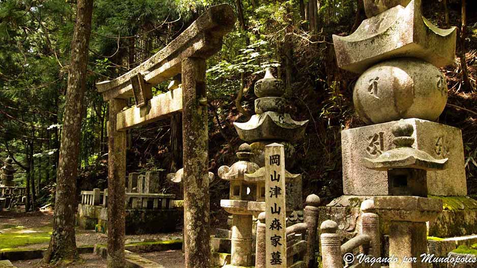 cementerio-okunoin-koyasan-japon