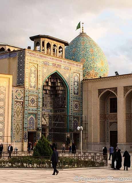Shah-e-Cheragh-shiraz