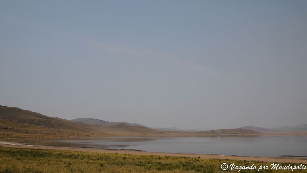 Erkhe-Lake-mongolia