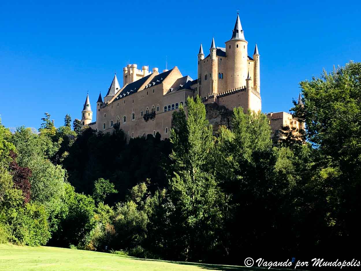 alcazar-cosas-curiosas-que-ver-en-segovia