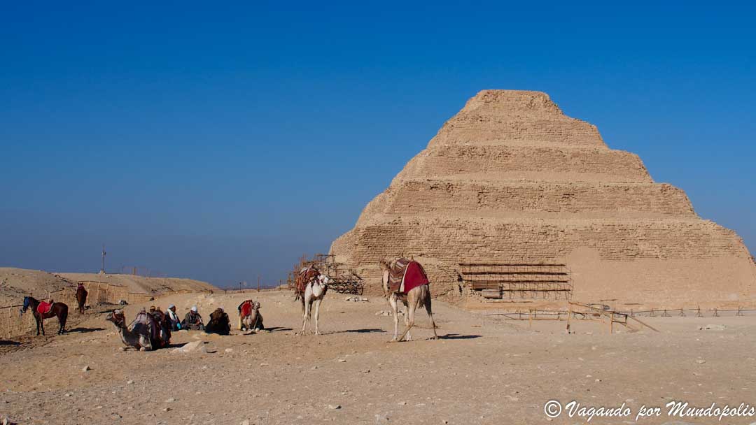 piramide-escalonada-saqqara