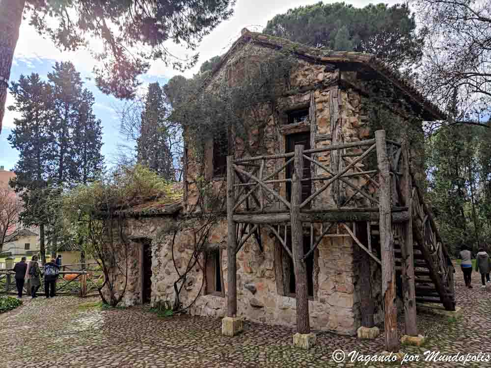 casa-de-la-vieja-parque-el-capricho-madrid