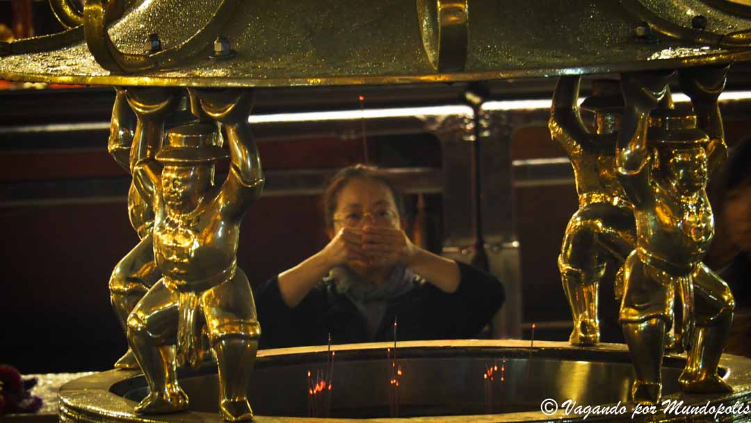 templo-longhsan-que-ver-en-taipei