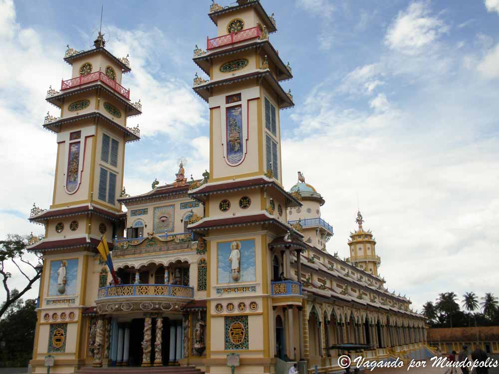 templo-cao-dai-vietnam